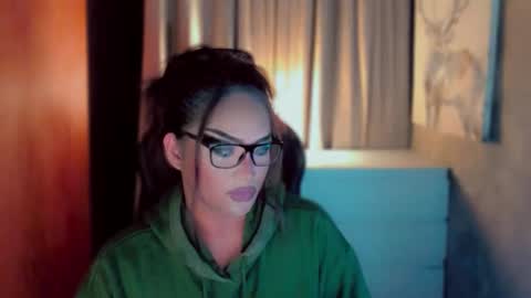 Snapshot of queenarthalia chatting on 18, 2, 2026 ARTHA online show from 18, 2, 2026