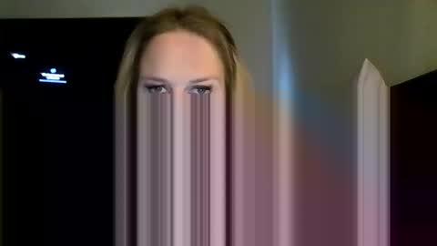 Snapshot of queenb6969694u chatting on 16, 9, 2025 queenb6969694u online show from 16, 9, 2025