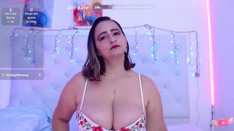queendesiree_ online show from 23, 2, 2026