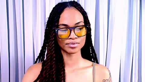Snapshot of queendom_ing chatting on 22, 5, 2026 Sweet Goddess online show from 22, 5, 2026