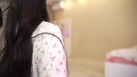 Nelly  INSTA  queenelia  online show from 20, 3, 2026