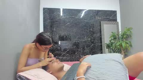 Snapshot of queenie_quinn09 chatting on 6, 3, 2025 queenie_quinn09 online show from 6, 3, 2025