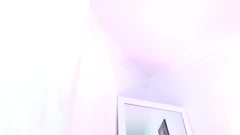 Snapshot of queenie_star chatting on 18, 1, 2025 Maria Del Mar online show from 18, 1, 2025