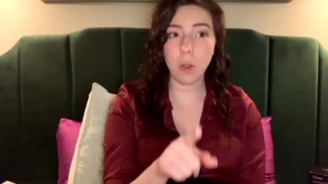 Sarlei Sar-uh-lie online show from 10, 3, 2025