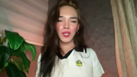 Snapshot of queenn_xxx chatting on 1, 10, 2025 QUEEN online show from 1, 10, 2025