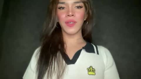 Snapshot of queenn_xxx chatting on 6, 10, 2025 QUEEN online show from 6, 10, 2025