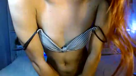 queennira online show from 7, 5, 2026