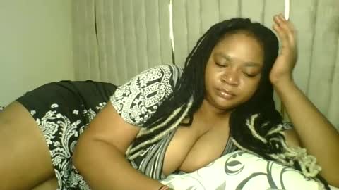 Snapshot of queenofsouls chatting on 21, 12, 2024 . online show from 21, 12, 2024