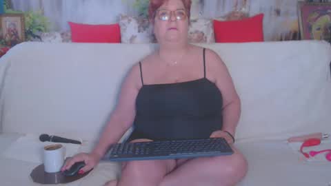 QueenPammy online show from 16, 2, 2025