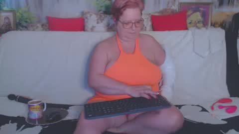 QueenPammy online show from 3, 3, 2025