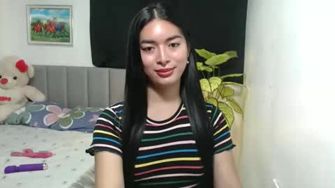 QueenPinay69 online show from 10, 10, 2025