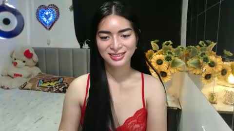 QueenPinay69 online show from 26, 11, 2025
