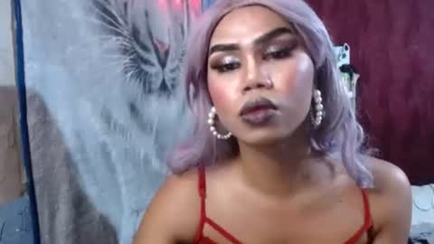 Snapshot of queenpinayebony_xx chatting on 5, 4, 2026 queenpinayebony_xx online show from 5, 4, 2026