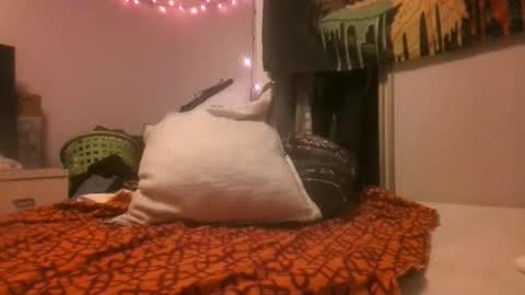 queenstonermami online show from 9, 6, 2026