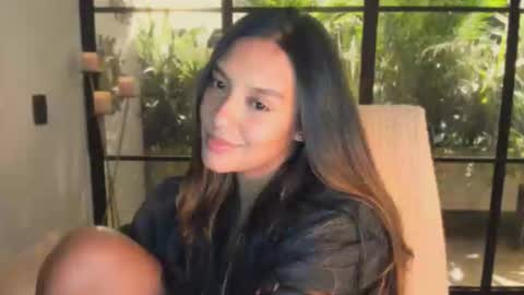 Val  -  online show from 25, 9, 2025