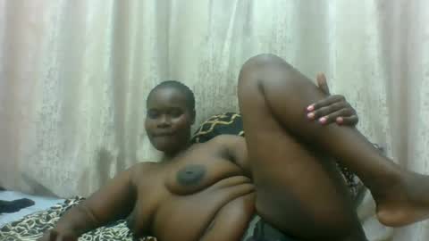 Snapshot of queenvivy chatting on 23, 6, 2026 VIVIAN online show from 23, 6, 2026