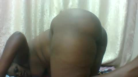 Snapshot of queenvivy chatting on 3, 7, 2026 VIVIAN online show from 3, 7, 2026