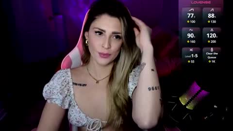 Snapshot of queenx_lexy chatting on 5, 1, 2025 queenx_lexy online show from 5, 1, 2025