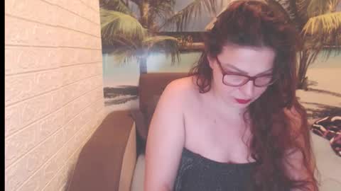 queenxnatasha online show from 17, 11, 2025