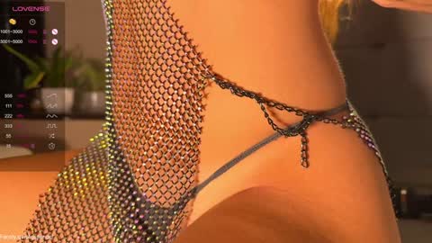 Next stream  December 1 FANSLY Loxrye online show from 19, 10, 2025