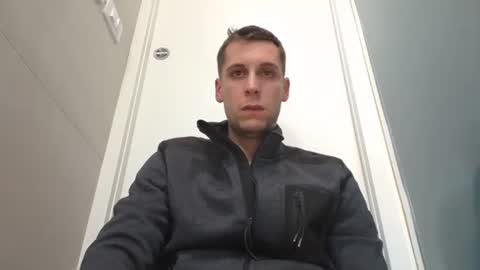 Snapshot of qwerty96cuck96 chatting on 2, 1, 2025 qwerty96cuck96 online show from 2, 1, 2025