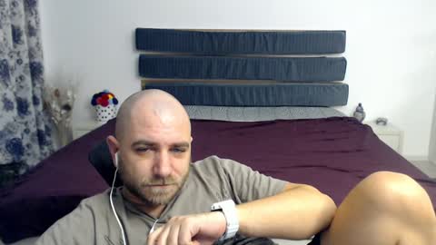 R0bila online show from 26, 1, 2025