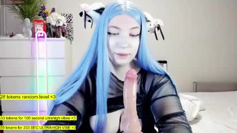 Snapshot of raaaaaaawr chatting on 13, 10, 2025 - online show from 13, 10, 2025