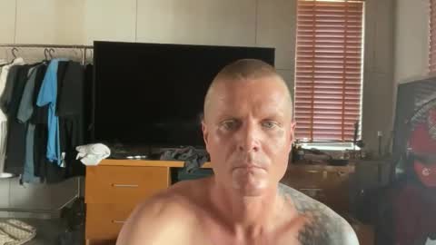 rabbit_eyes69 online show from 13, 4, 2026