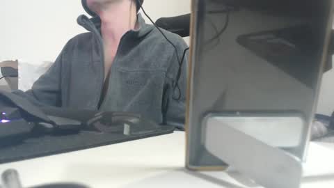 Snapshot of raccon68 chatting on 6, 1, 2025 Raccoon68 online show from 6, 1, 2025