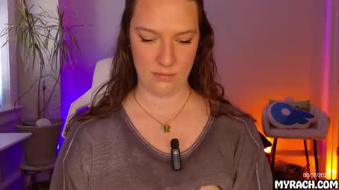Snapshot of rach_oneill chatting on 7, 5, 2026 Rach ONeill online show from 7, 5, 2026