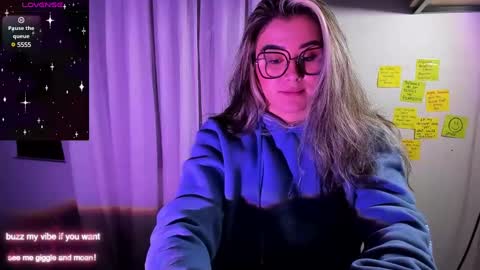 Snapshot of rachel_fo chatting on 13, 12, 2024 Rachel Foss online show from 13, 12, 2024