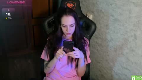 Make me cum online show from 4, 2, 2026