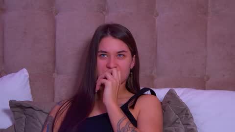 RachellSimpson online show from 24, 1, 2025