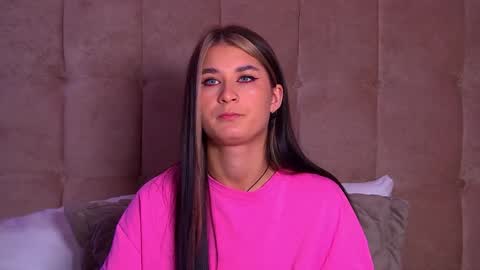 RachellSimpson online show from 3, 2, 2025