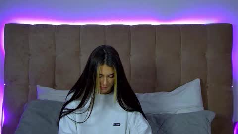 RachellSimpson online show from 14, 11, 2025