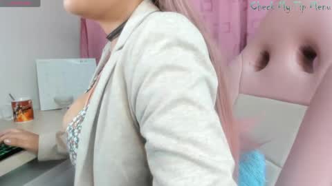 REY online show from 10, 3, 2025