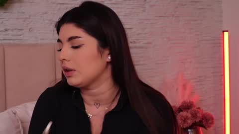 RachelSwaan online show from 9, 12, 2024