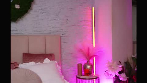 RachelSwaan online show from 2, 2, 2026