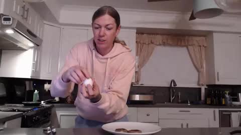 Racy Tracy online show from 6, 1, 2026