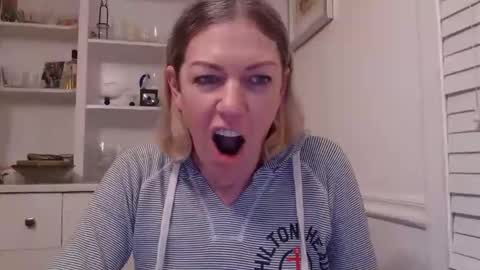 Racy Tracy online show from 16, 1, 2026