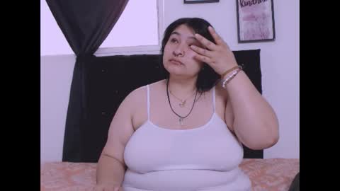 Snapshot of radiantgoddes chatting on 7, 10, 2025 radiantgoddes online show from 7, 10, 2025