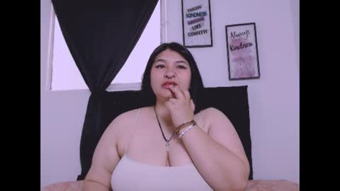 Snapshot of radiantgoddes chatting on 10, 10, 2025 radiantgoddes online show from 10, 10, 2025