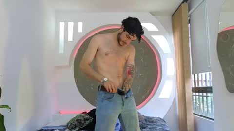 R A F A E L online show from 28, 10, 2025