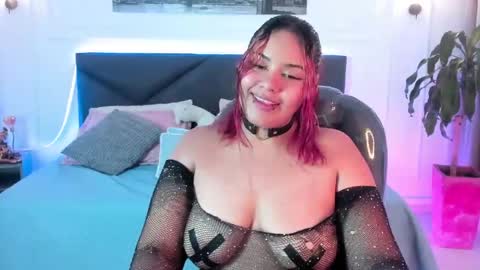 Snapshot of raichell_sweet_curvy chatting on 29, 5, 2026 raichell_sweet_curvy online show from 29, 5, 2026