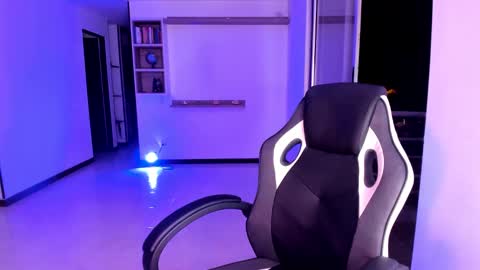 Jennyindependent model . online show from 15, 12, 2024