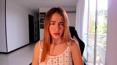 Jennyindependent model . online show from 5, 4, 2026