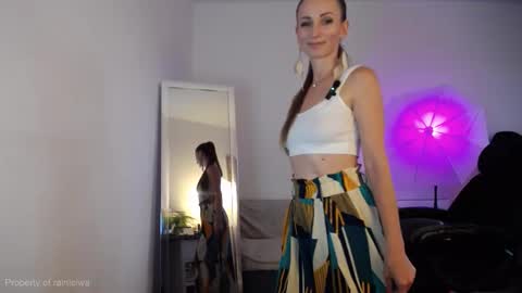 Snapshot of rainleiwa chatting on 24, 9, 2025 Call me Lei online show from 24, 9, 2025