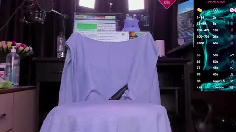 Laura online show from 2, 3, 2025