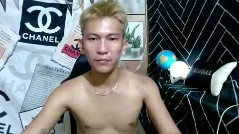 Snapshot of ralfhuge24 chatting on 3, 10, 2025 ralfhuge24 online show from 3, 10, 2025