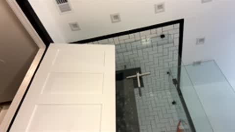 Snapshot of ramonaquinn chatting on 26, 11, 2025 RAMONA Q online show from 26, 11, 2025